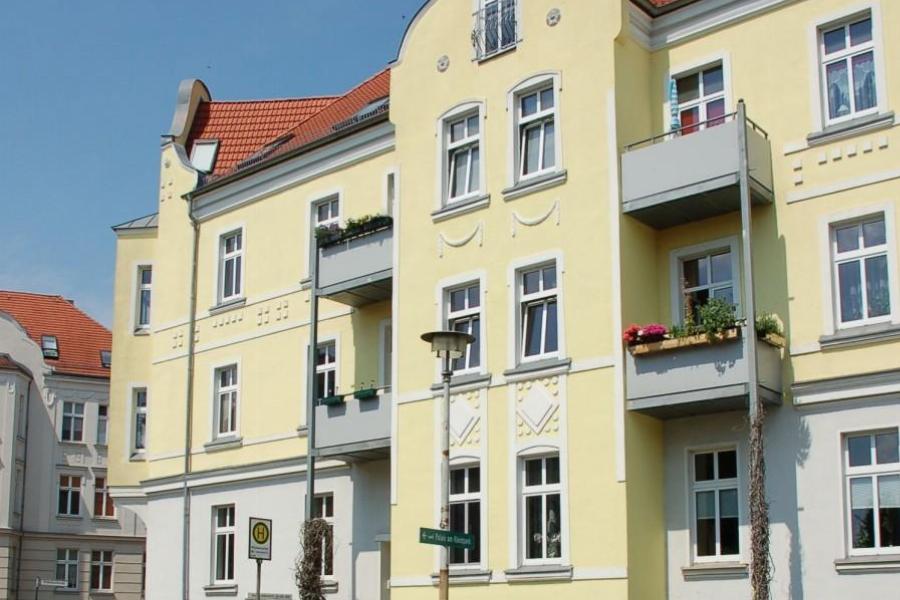 Straßenansicht